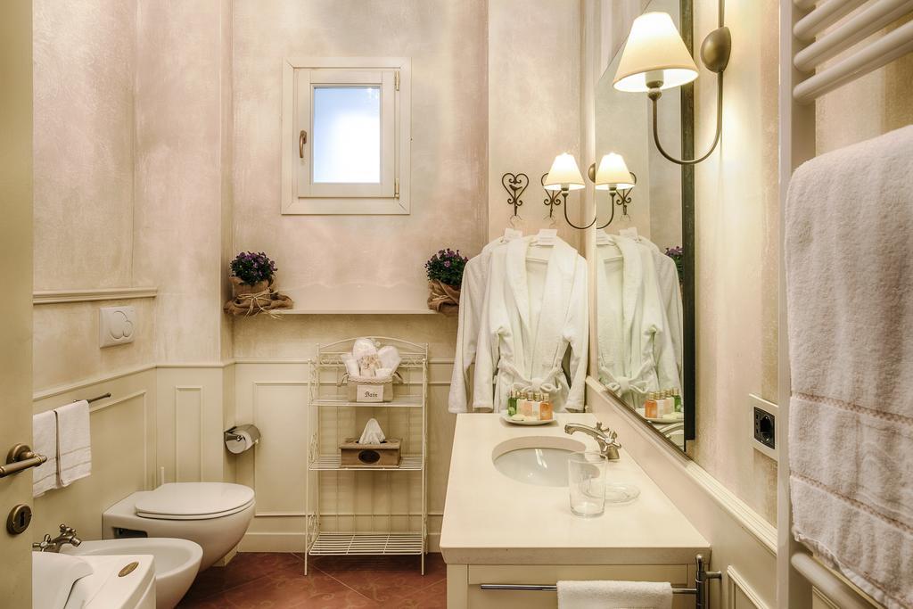 Relais Villa Vittoria Laglio Szoba fotó